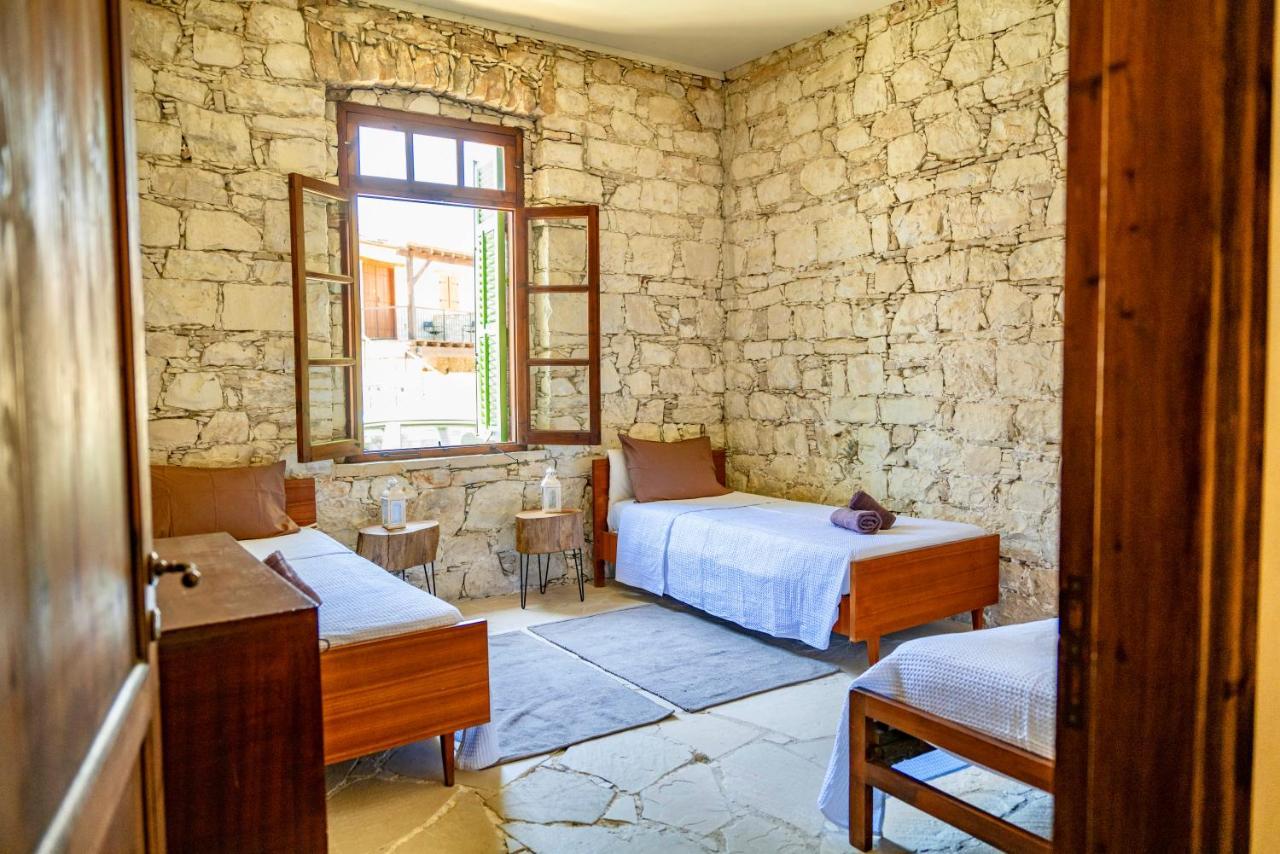 Listed Villa In Laneia Lania Exterior photo
